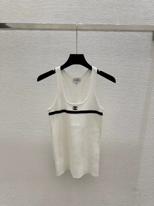 25 knitted vest