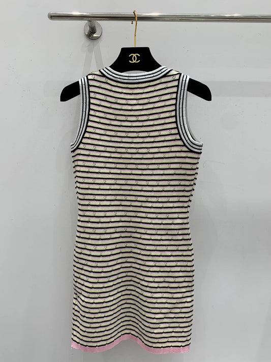 25 knitted vest skirt