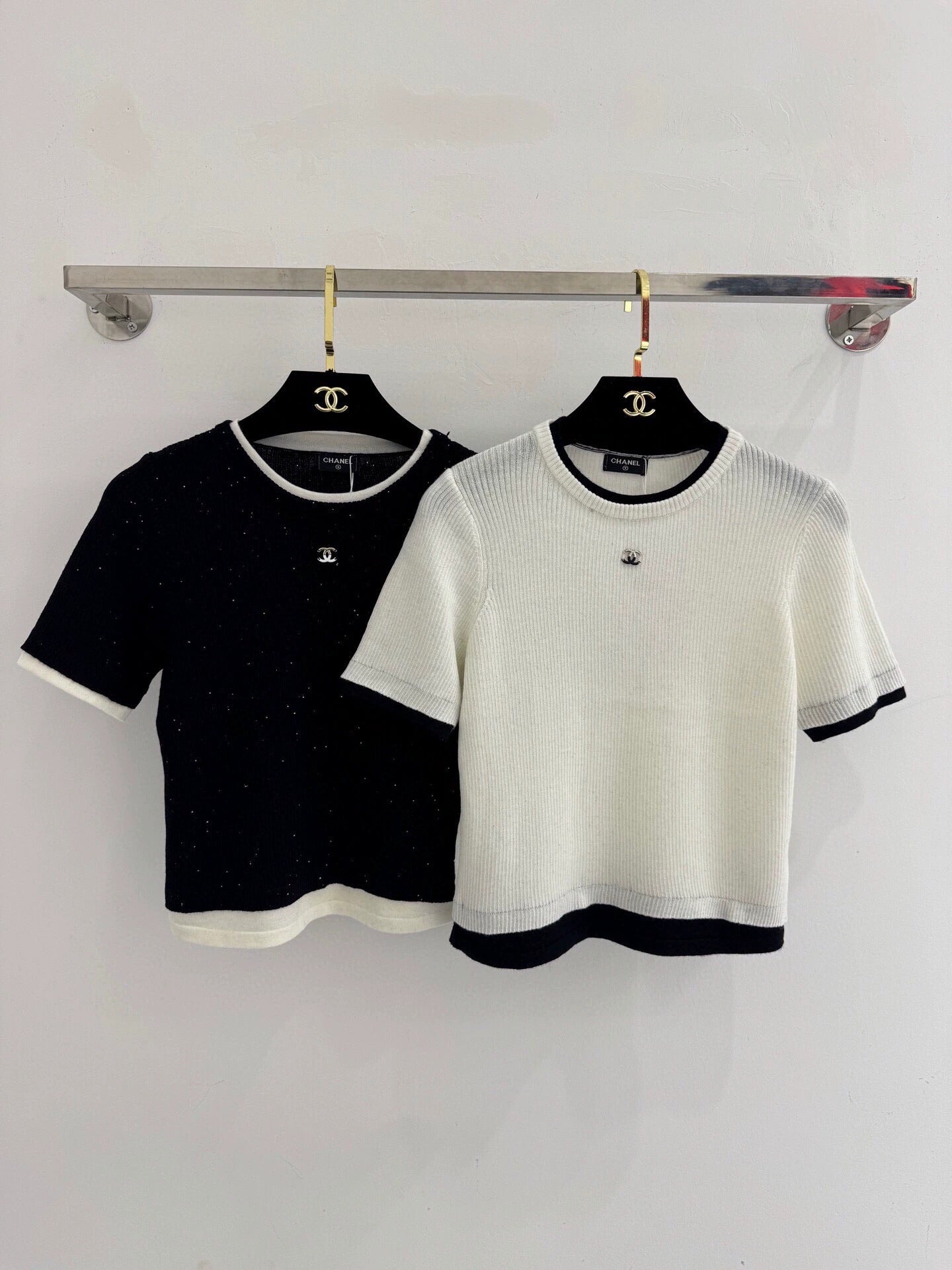 25 round neck short sleeves