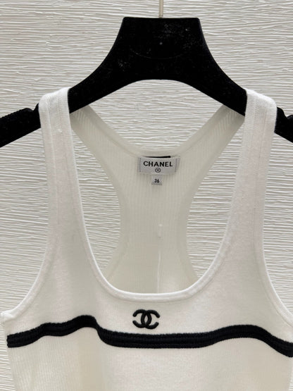 25 knitted vest