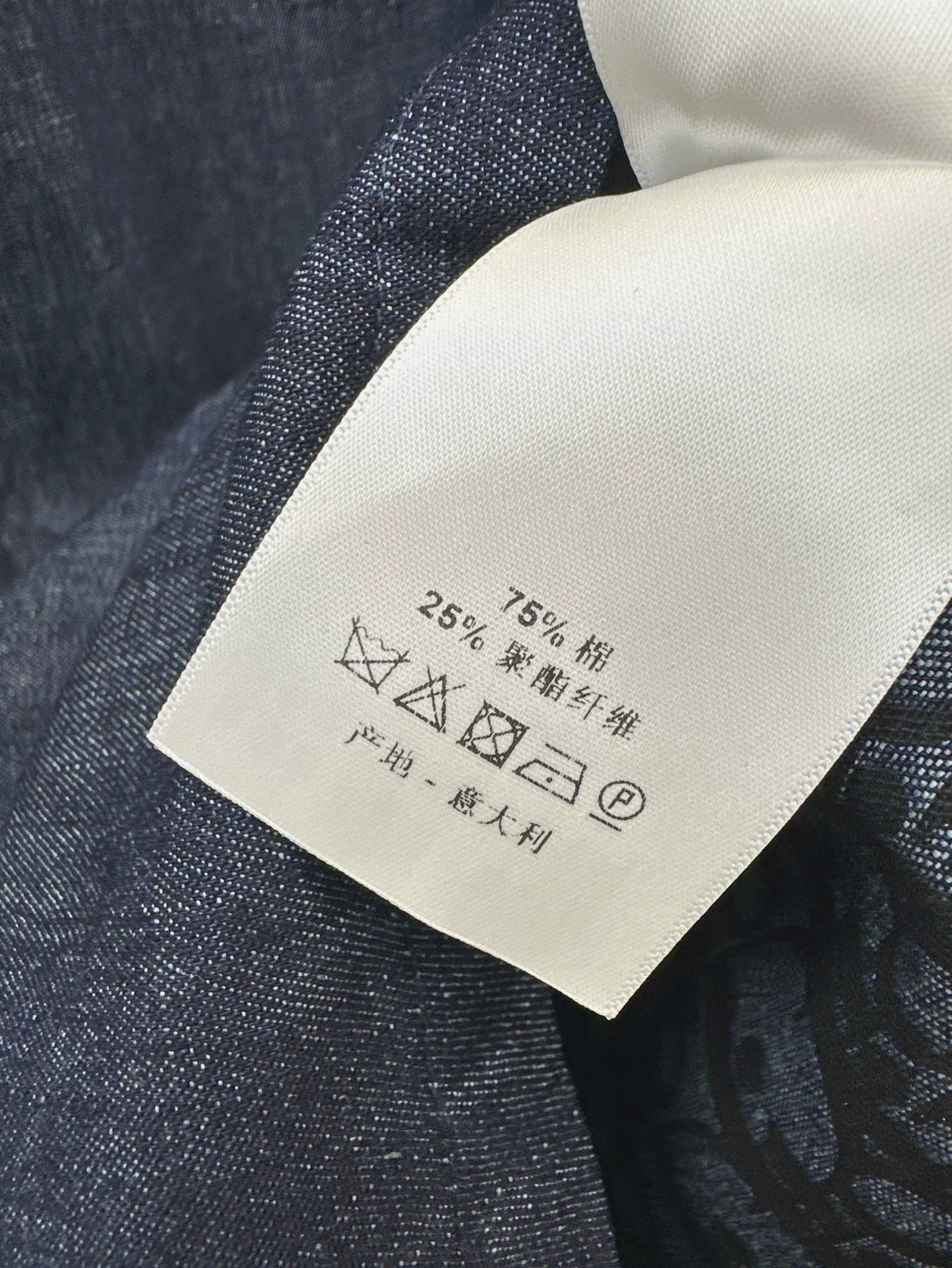 25 sleeveless dress