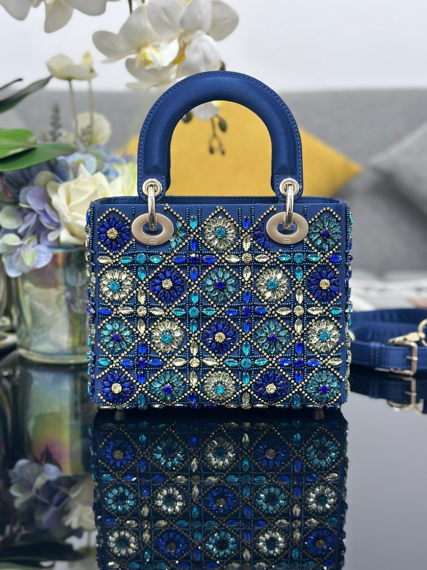 Mini Lady Bag  Blue Sapphire Pearl decoration Embroidery