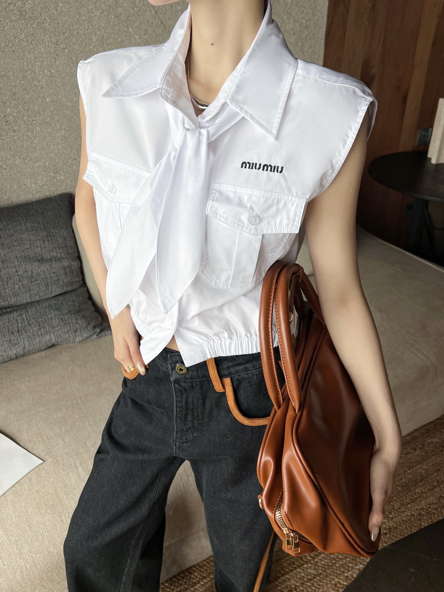 MI 25ss sleeveless shirt