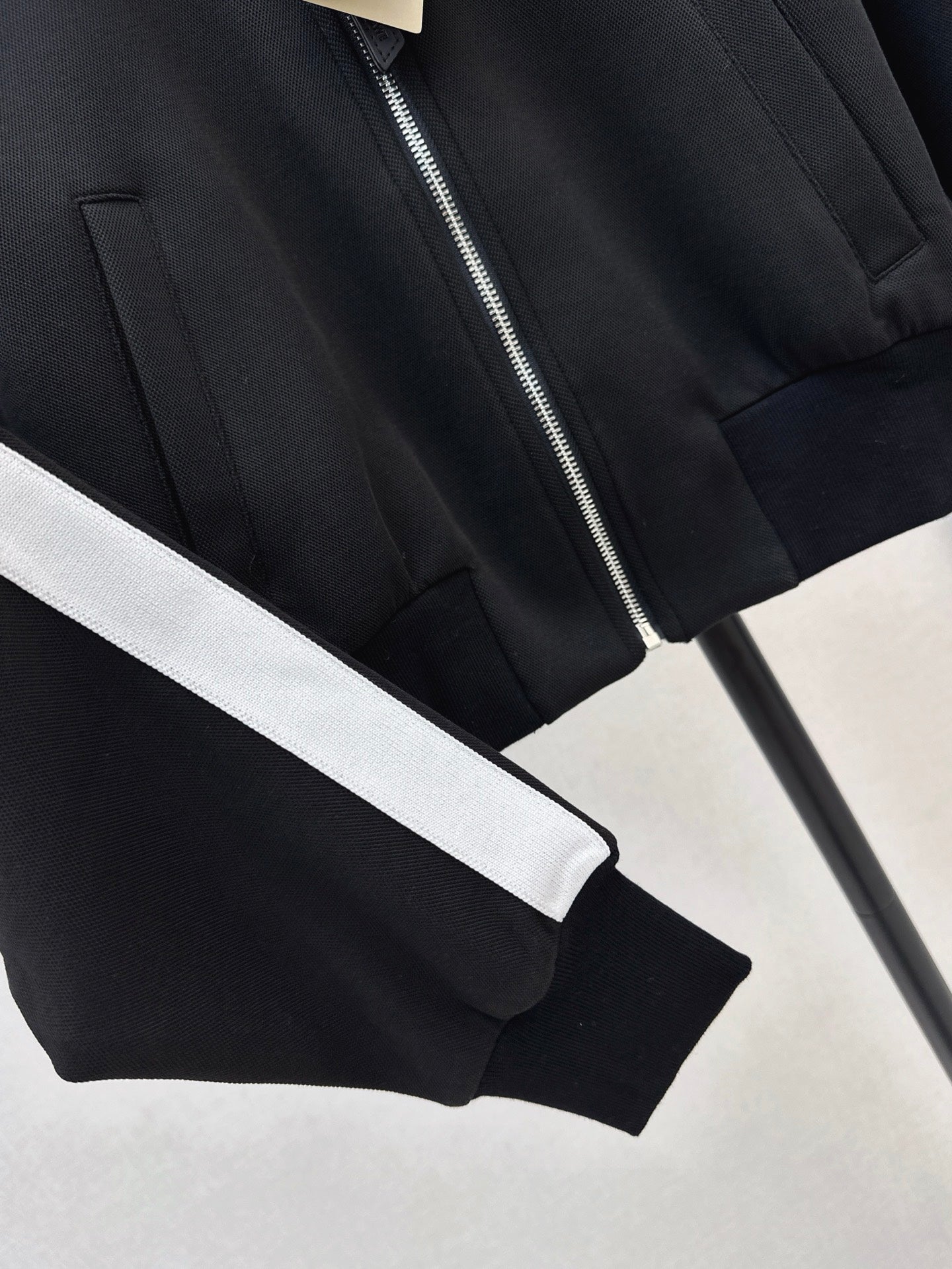 Lo 25ss embroidered jacket
