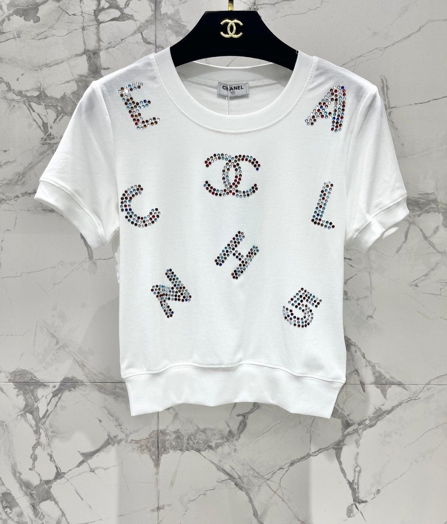 ch 25ss rhinestone t-shirt