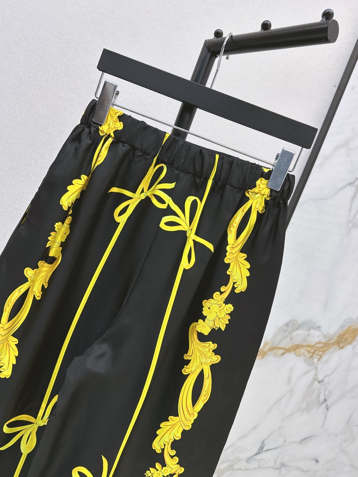 25SS SILK PANTS
