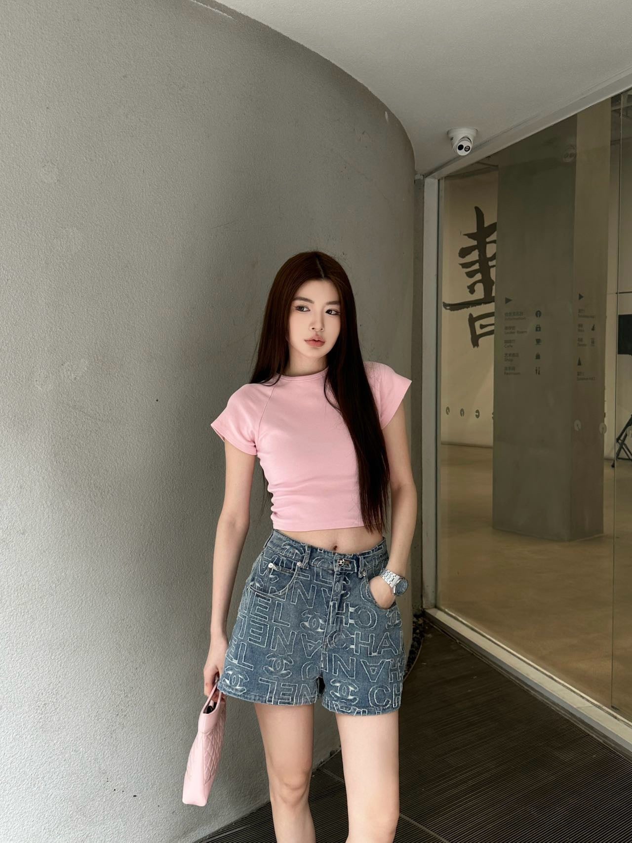 25ss embroidered denim short
