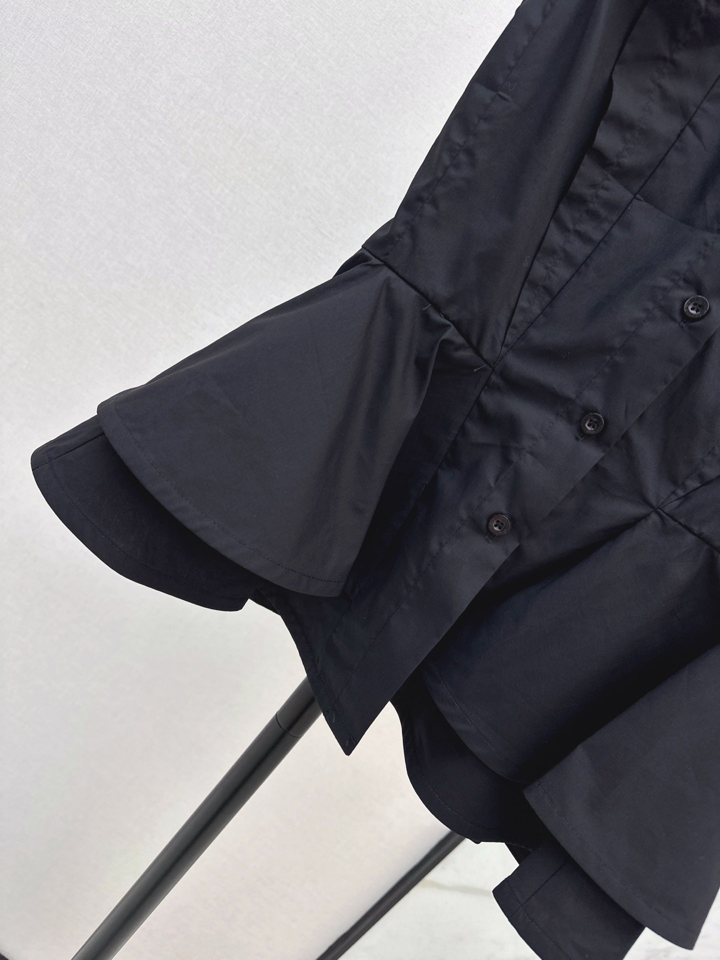 25ss sleeveless shirt