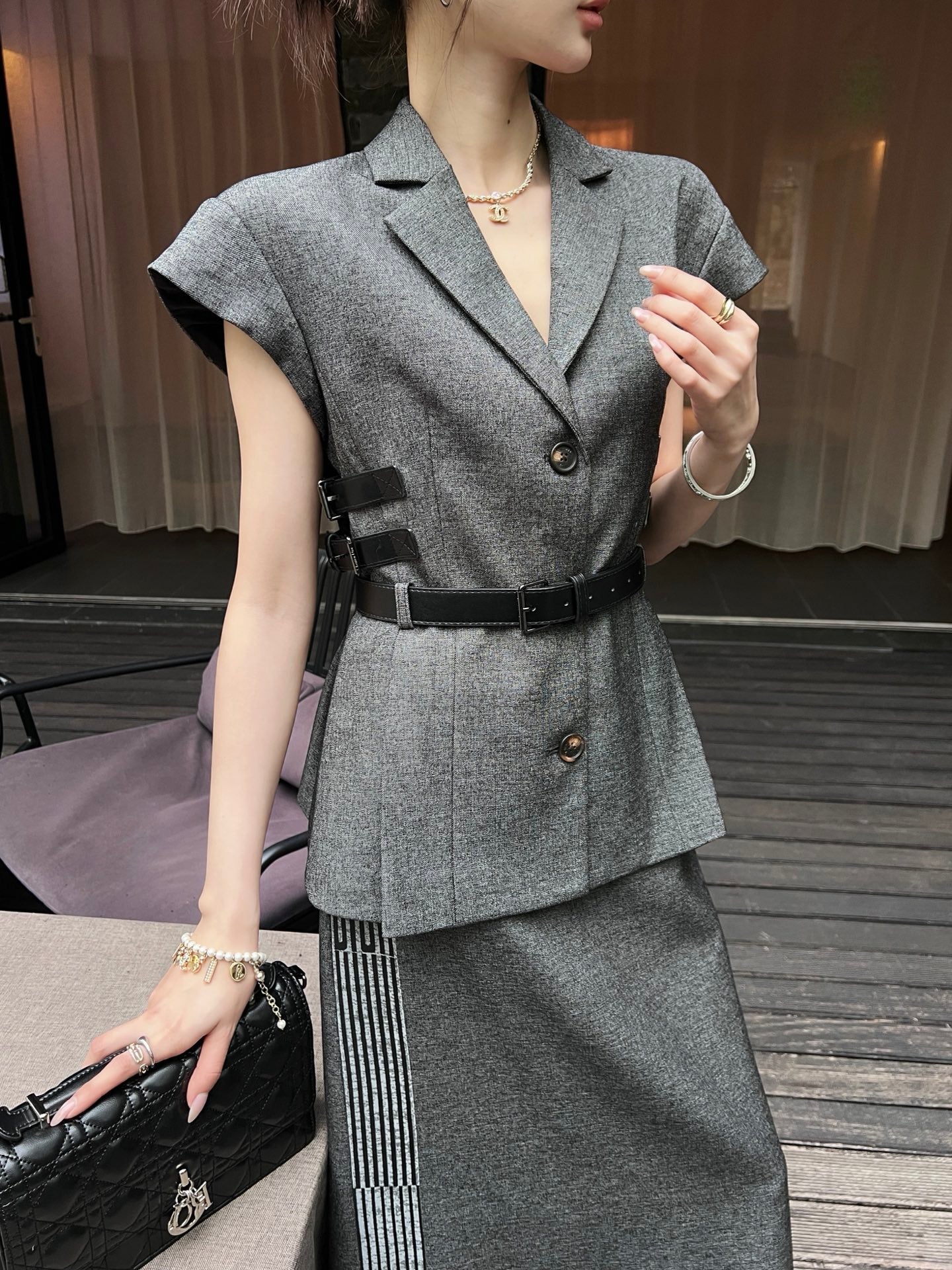 25ss sleeveless jacket