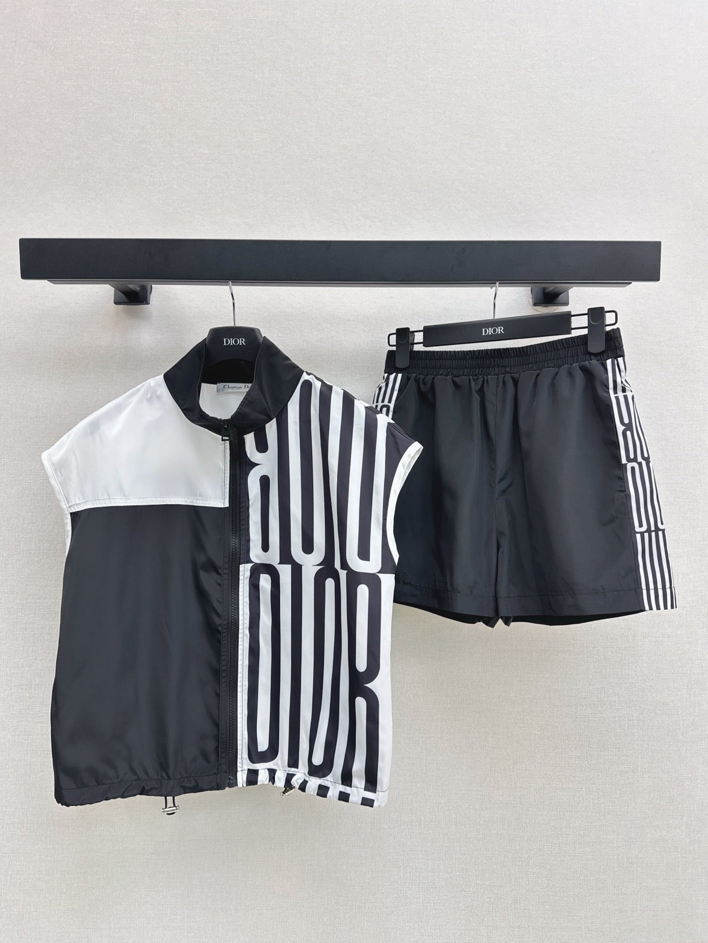 25ss miss sleeveless set