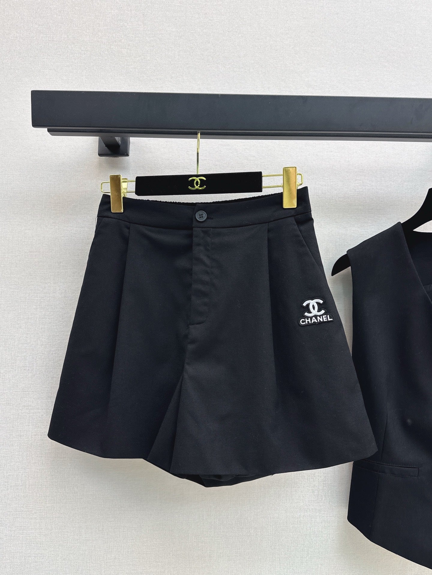 25ss vest short set