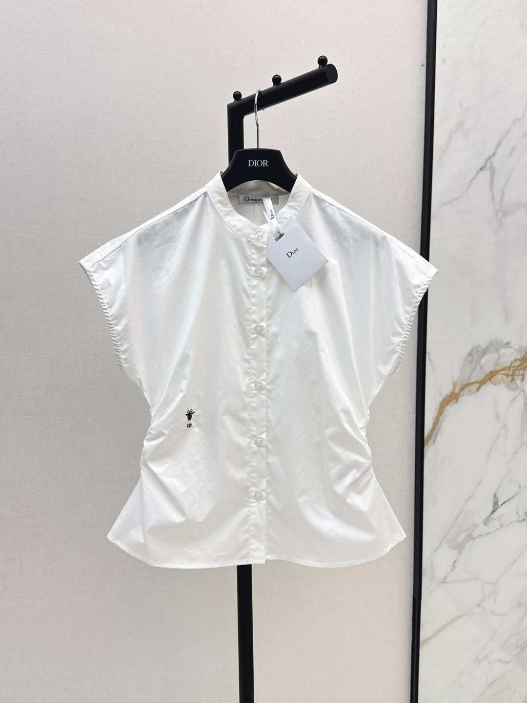 25SS sleeveless shirt
