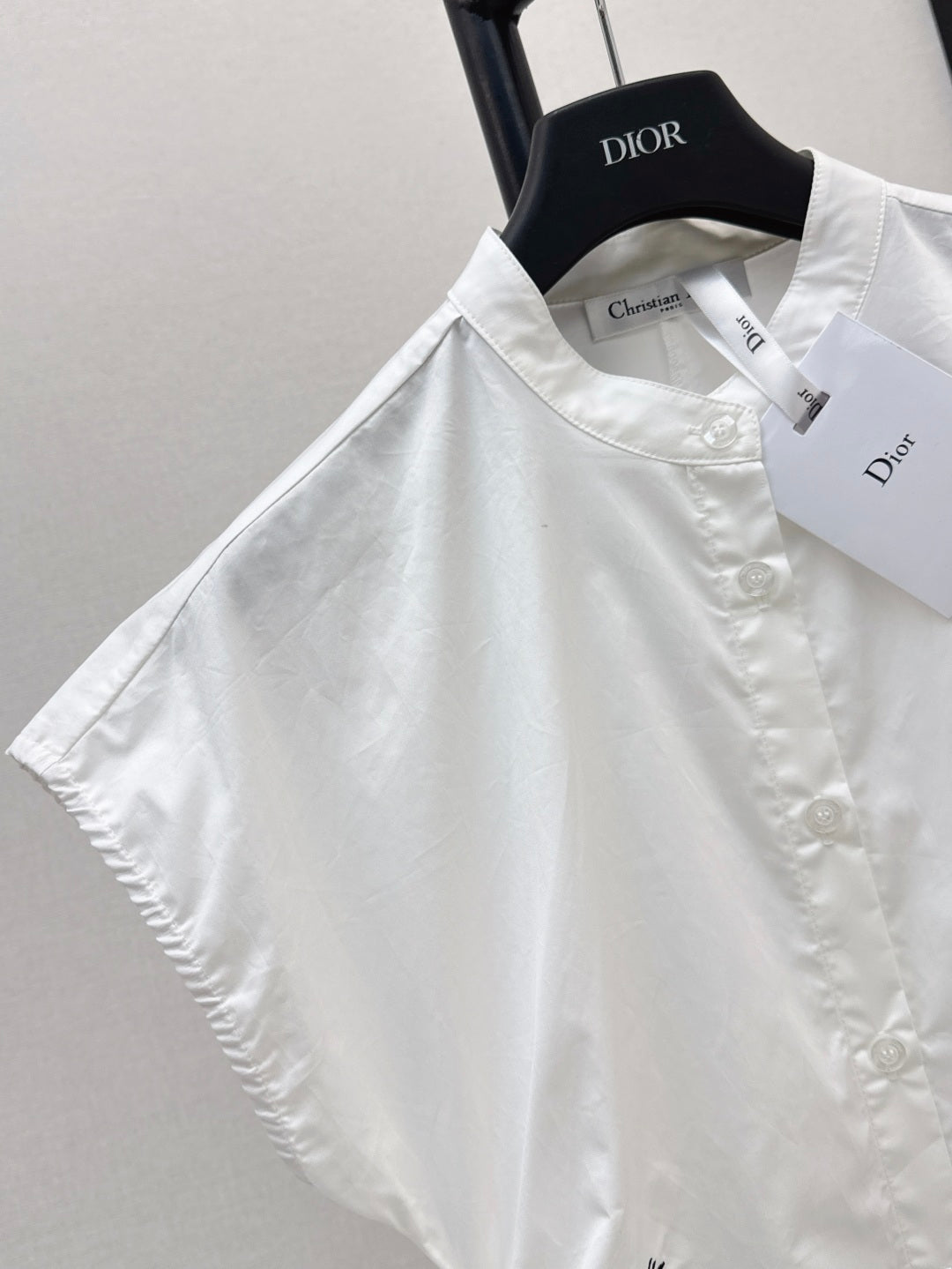 25SS sleeveless shirt