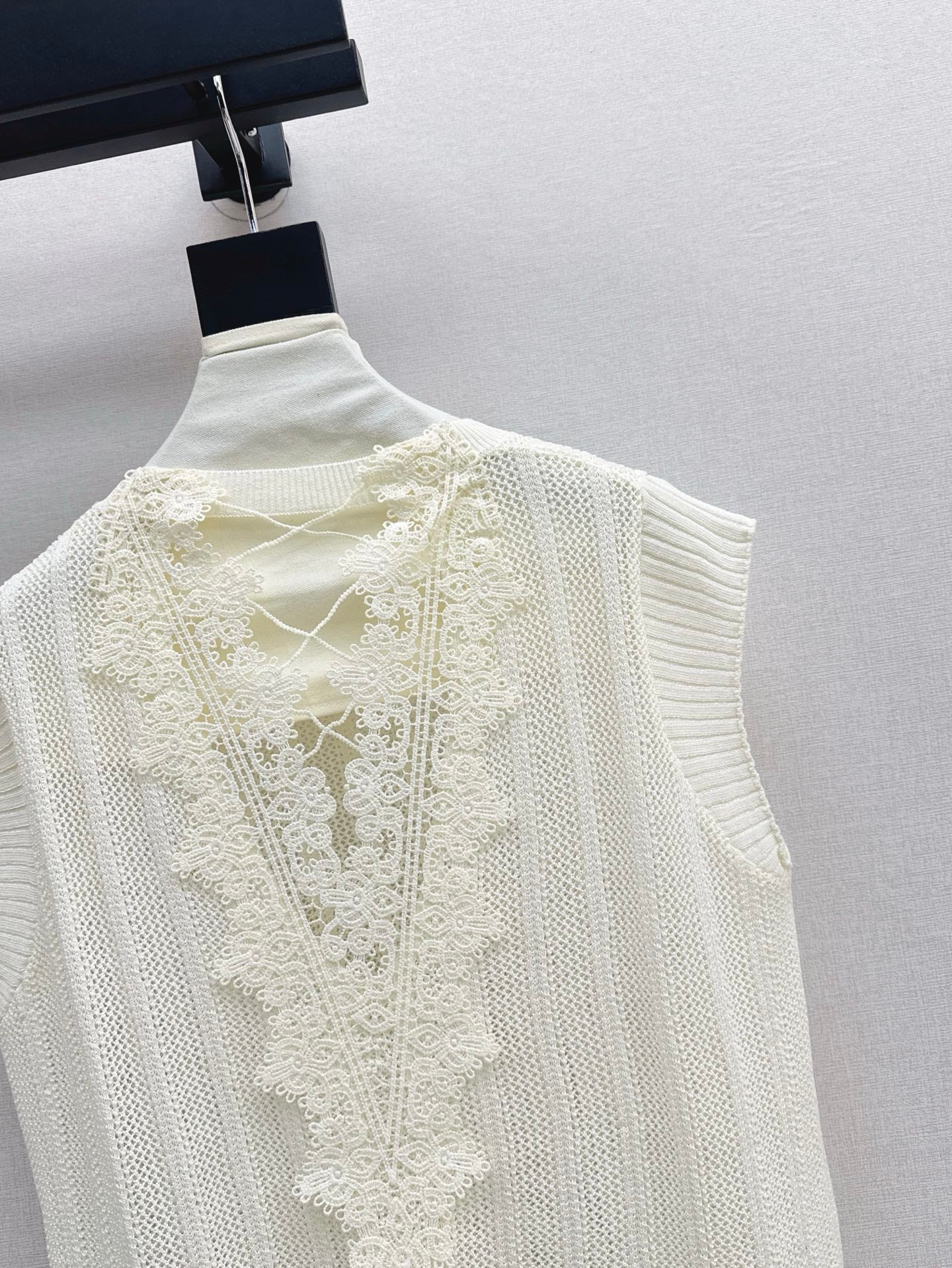 25ss knit vest
