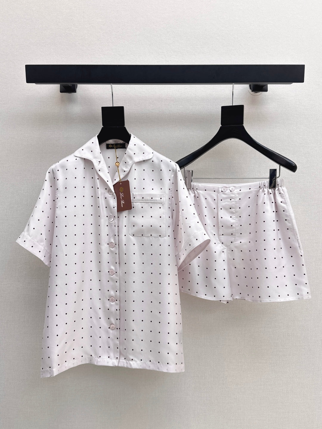 25ss Silk suit