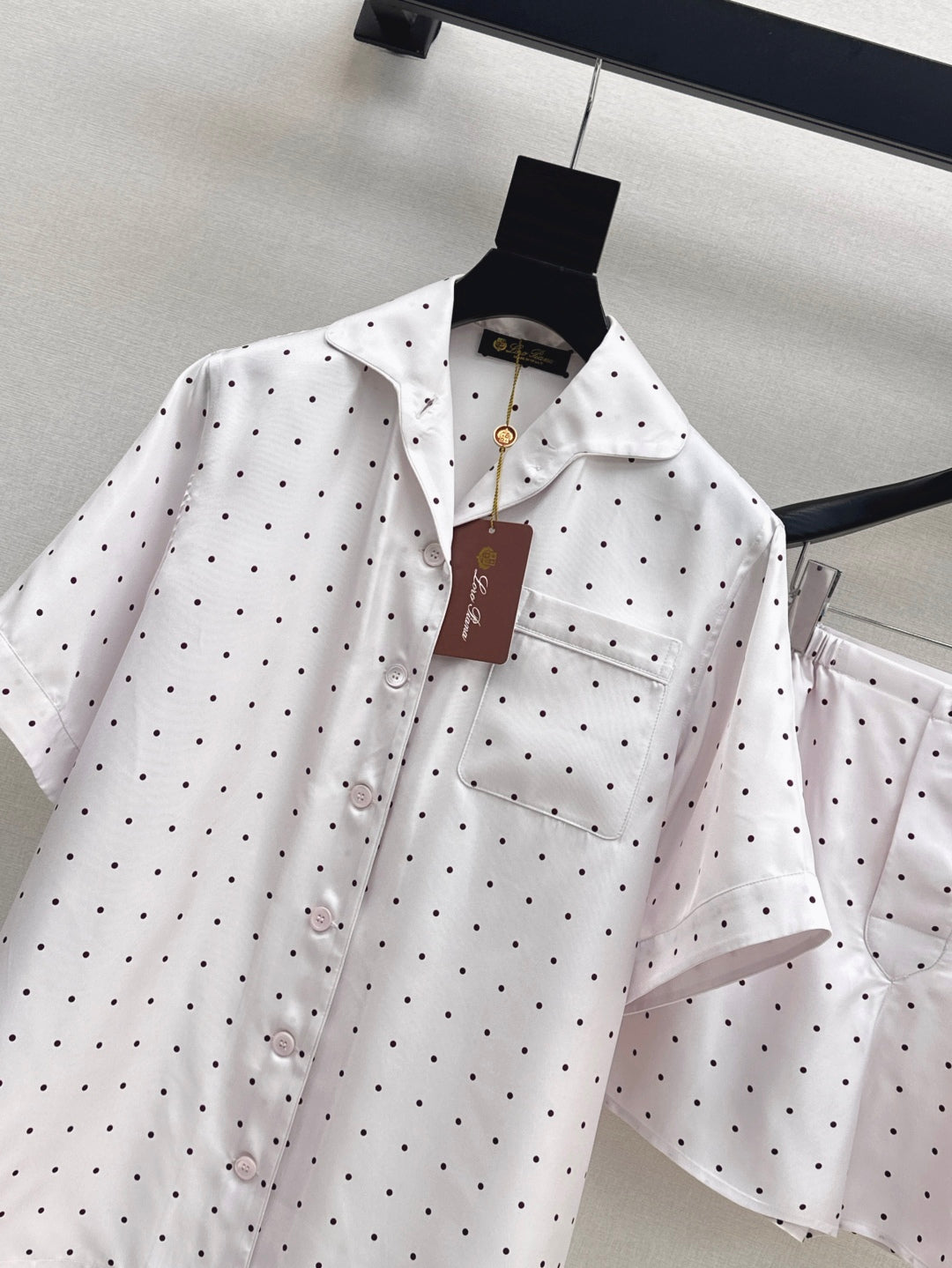 25ss Silk suit