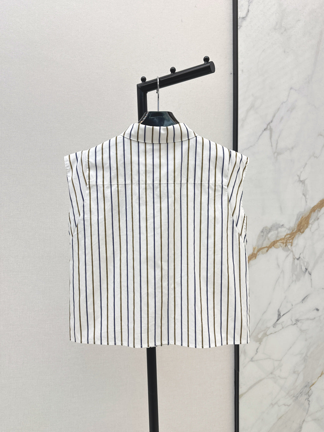 25ss sleeveless shirt