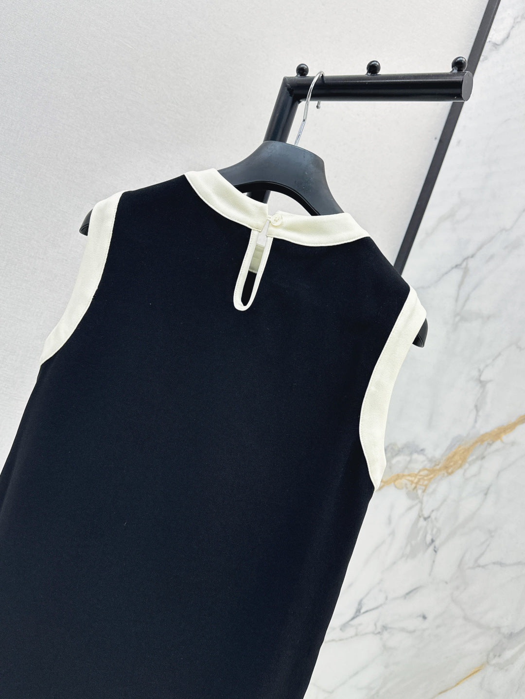 25ss sleeveless dress