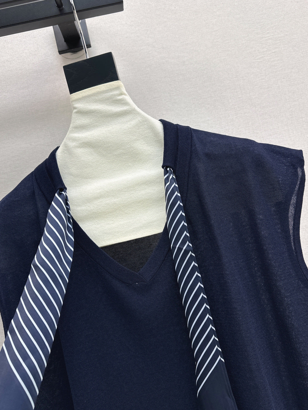 25ss knit vest