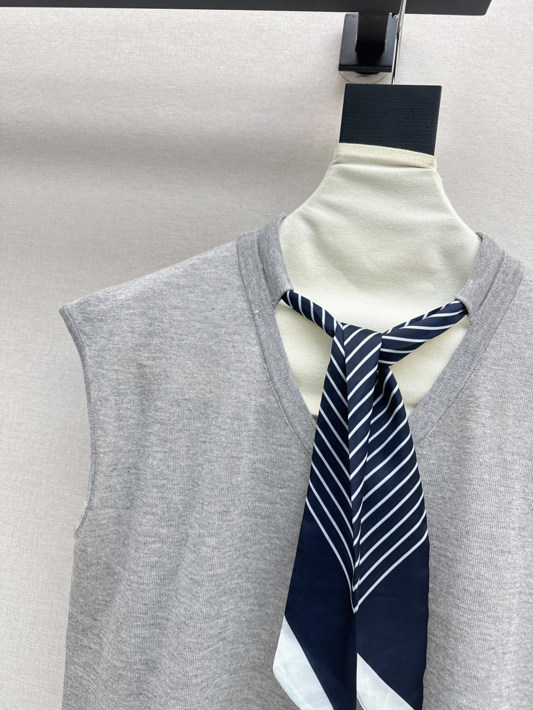 25ss knit vest