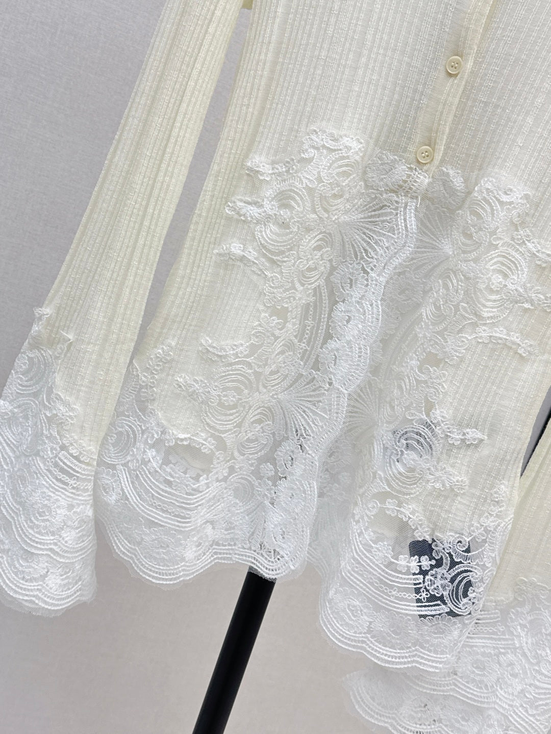 25fw lace cardigan