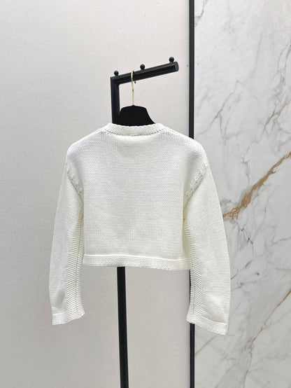 25 Short cardigan + hip skirt knitted suit