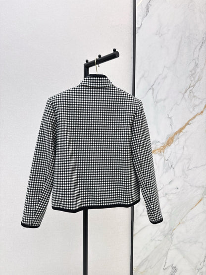 25 Classic stand up collar plaid jacket