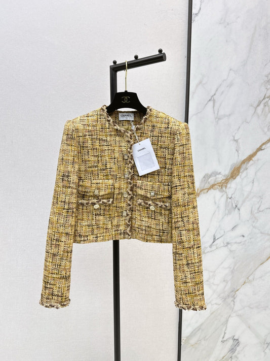 Crew neck woven jacket