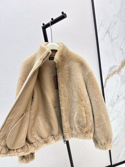 Fur coat with high collar