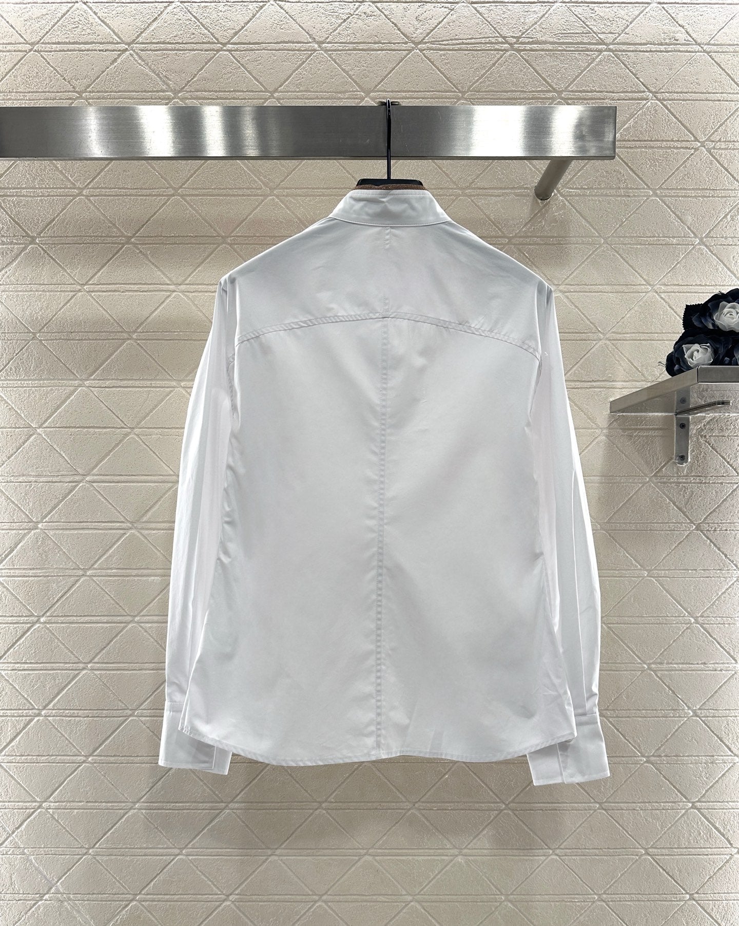 Stand collar shirt