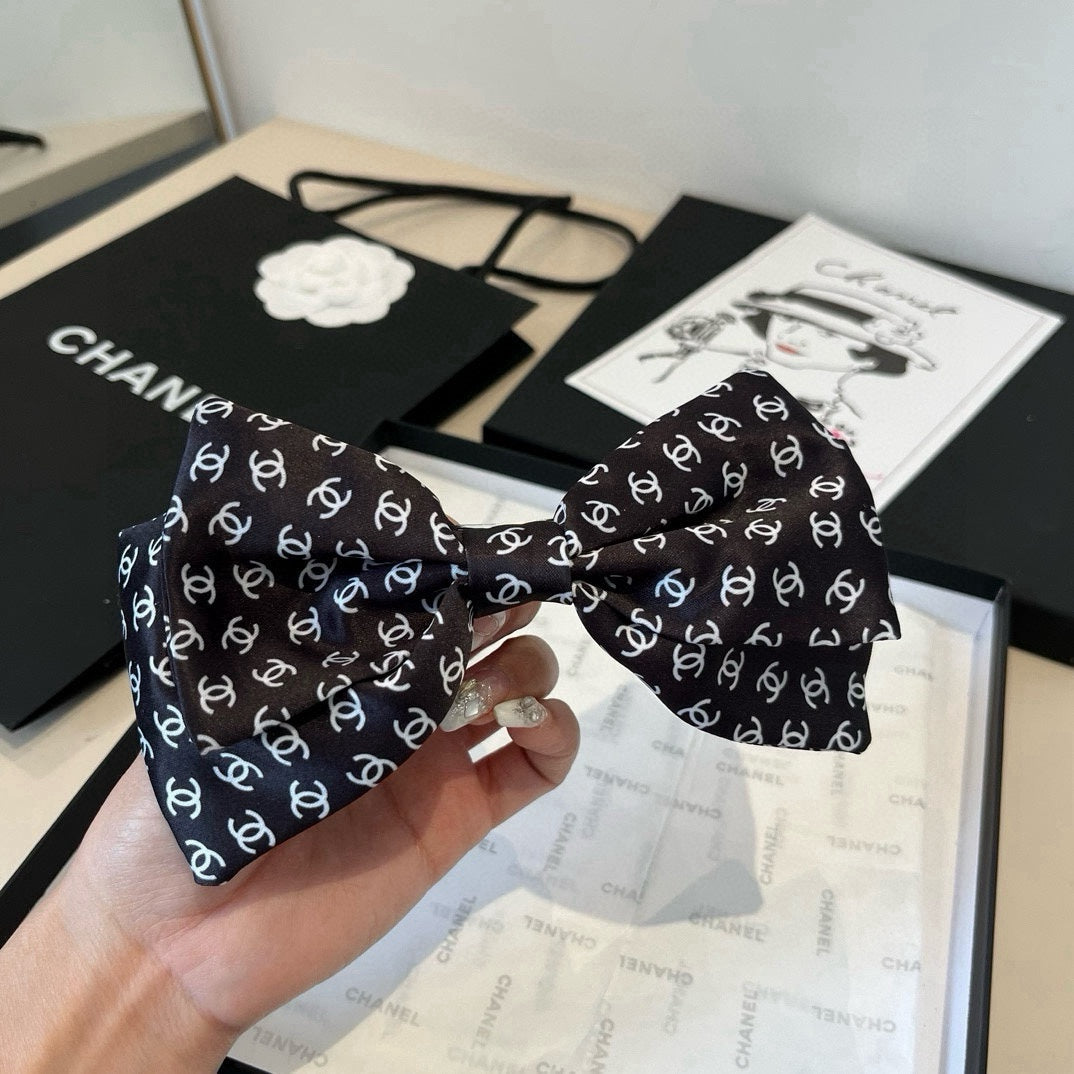 New bow hair clip