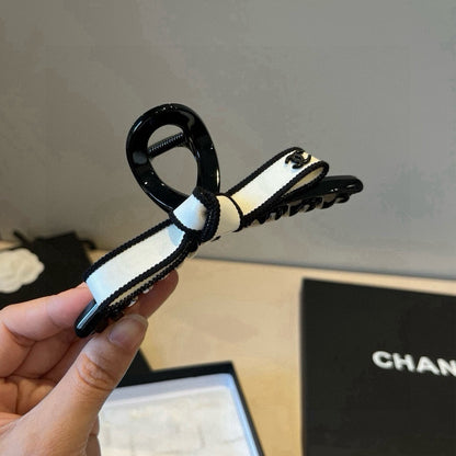 New hair clip