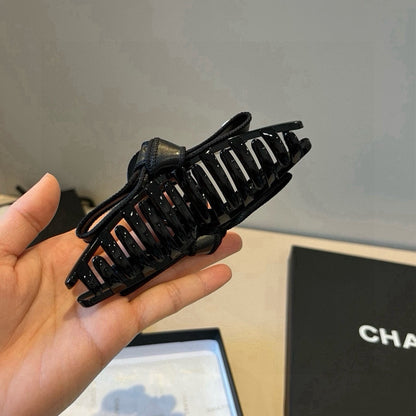 New hair clip