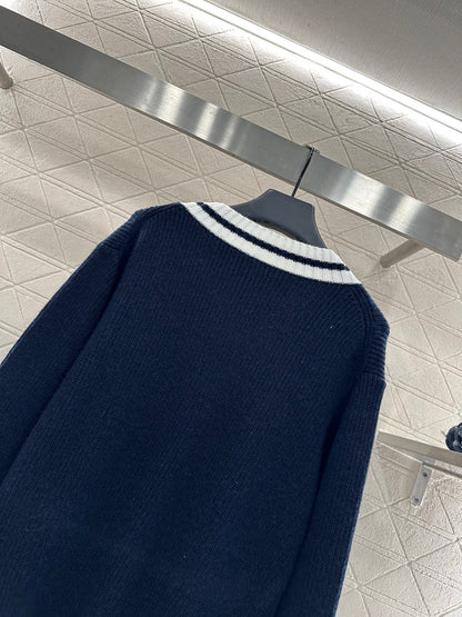 Loose knitted wool cardigan
