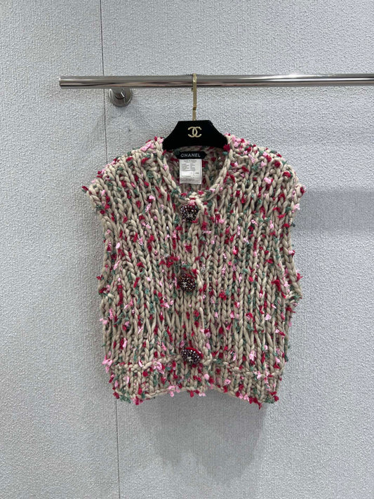 Vintage chunky needle three-button vest